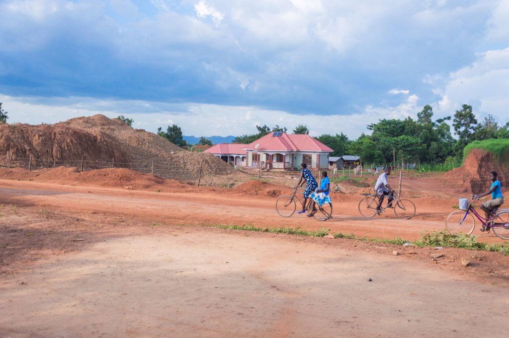 Uganda gold mine community