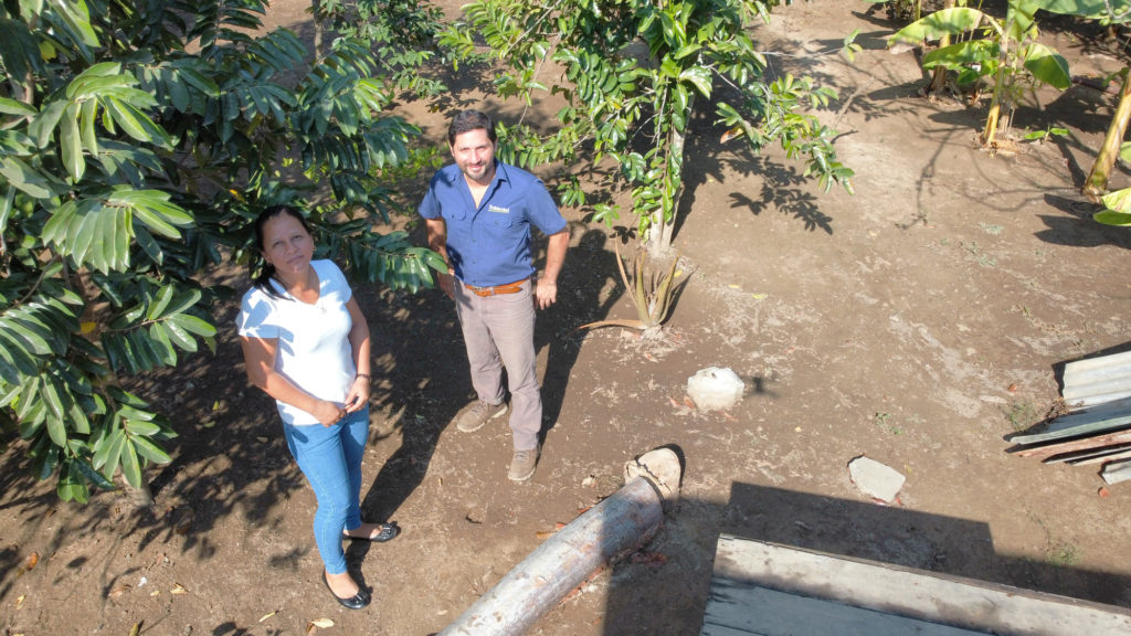 Carmen and José Luis López, Solidaridad's Biodiversity manager.