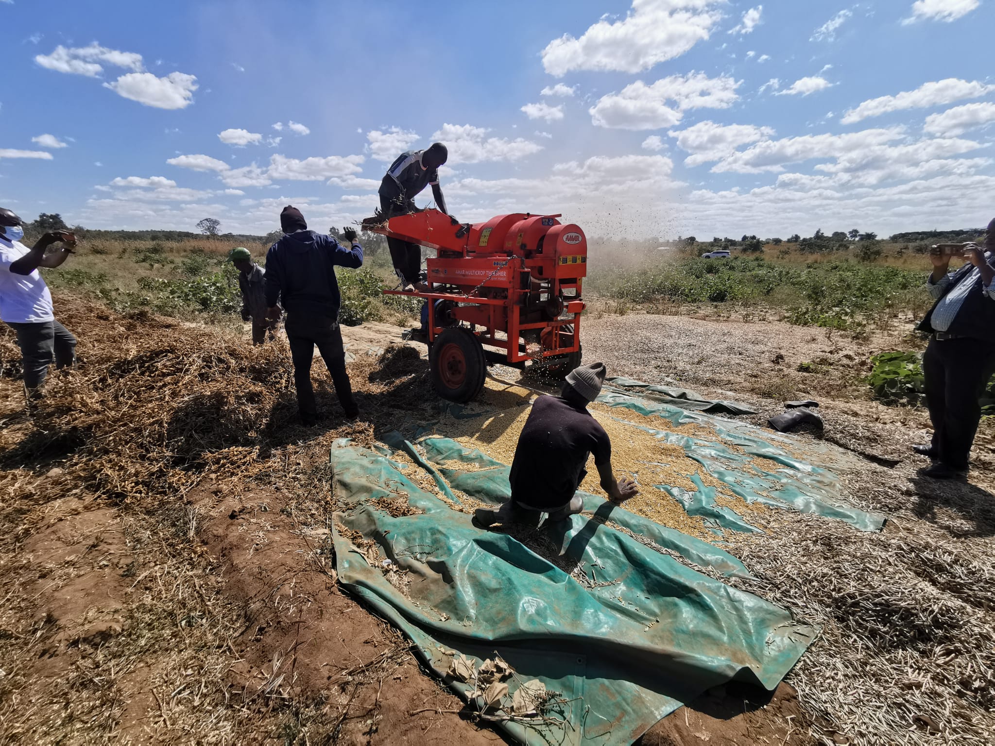 Zambian farmers on Kvuno field visit