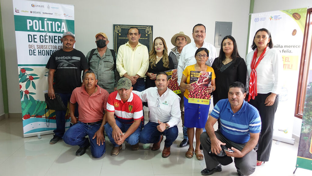 LATAM - Enabling Environments - Formalisation of land titles for women in Honduras as part of the implementation of the gender policy in the coffee sector.